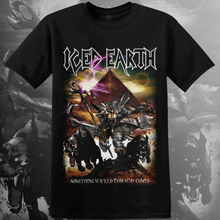 Cargar imagen en el visor de la galería, POLERA ICED EARTH - SOMETHING WICKED THIS WAY COMES