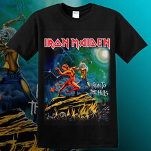 Cargar imagen en el visor de la galería, POLERA IRON MAIDEN - RUN TO THE HILLS