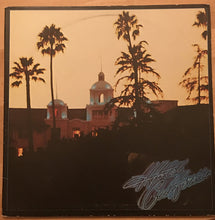 Cargar imagen en el visor de la galería, EAGLES - HOTEL CALIFORNIA (VINILO DE ÉPOCA)