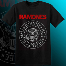 Cargar imagen en el visor de la galería, POLERA RAMONES - JOHNNY, JOEY, DEEDEE, TOMMY
