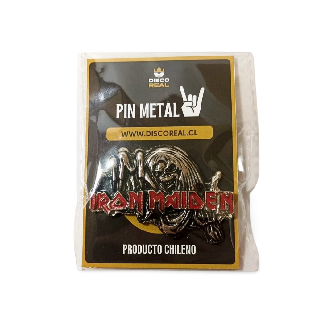 PIN METAL - IRON MAIDEN EDDIE LETRAS A COLOR